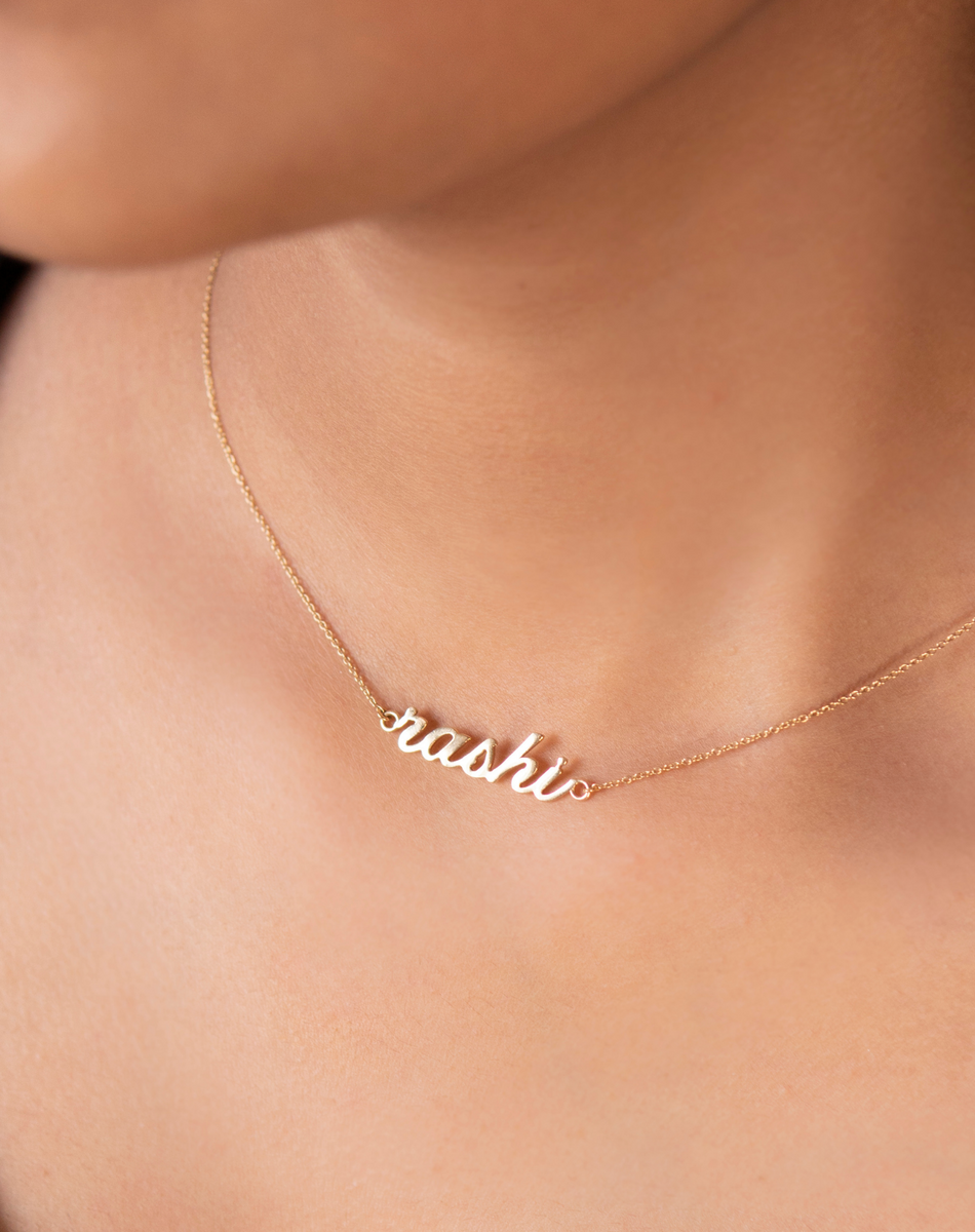 Shalini online name locket