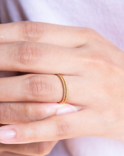 Load image into Gallery viewer, DOTM Twisty Ring - STAC Fine Jewellery