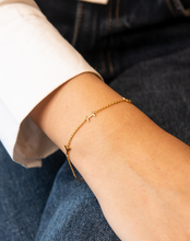 Load image into Gallery viewer, Scattered Name Bracelet