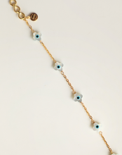 Load image into Gallery viewer, Scattered Clover Bracelet