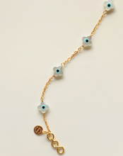 Load image into Gallery viewer, Scattered Clover Bracelet
