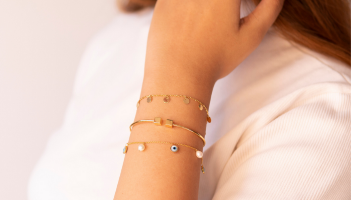 Silver Kada Benefits Are you also troubled by financial crisis then  definitely wear a silver bracelet in your hand  Kalam Times
