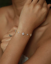 Load image into Gallery viewer, Celestial Lab-Grown Diamond Star Bracelet