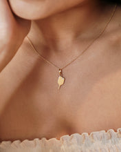 Load image into Gallery viewer, Padel Gold Charm