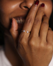 Load image into Gallery viewer, Twin round Lab-Grown Diamond Gap Ring