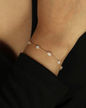 Load image into Gallery viewer, Mixed Shape Lab Grown Diamond Bracelet
