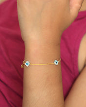 Load image into Gallery viewer, Kids Three Clover Evil Eye Bracelet - Gold Chain