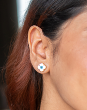 Load image into Gallery viewer, Clover Stud Earrings - STAC Fine Jewellery