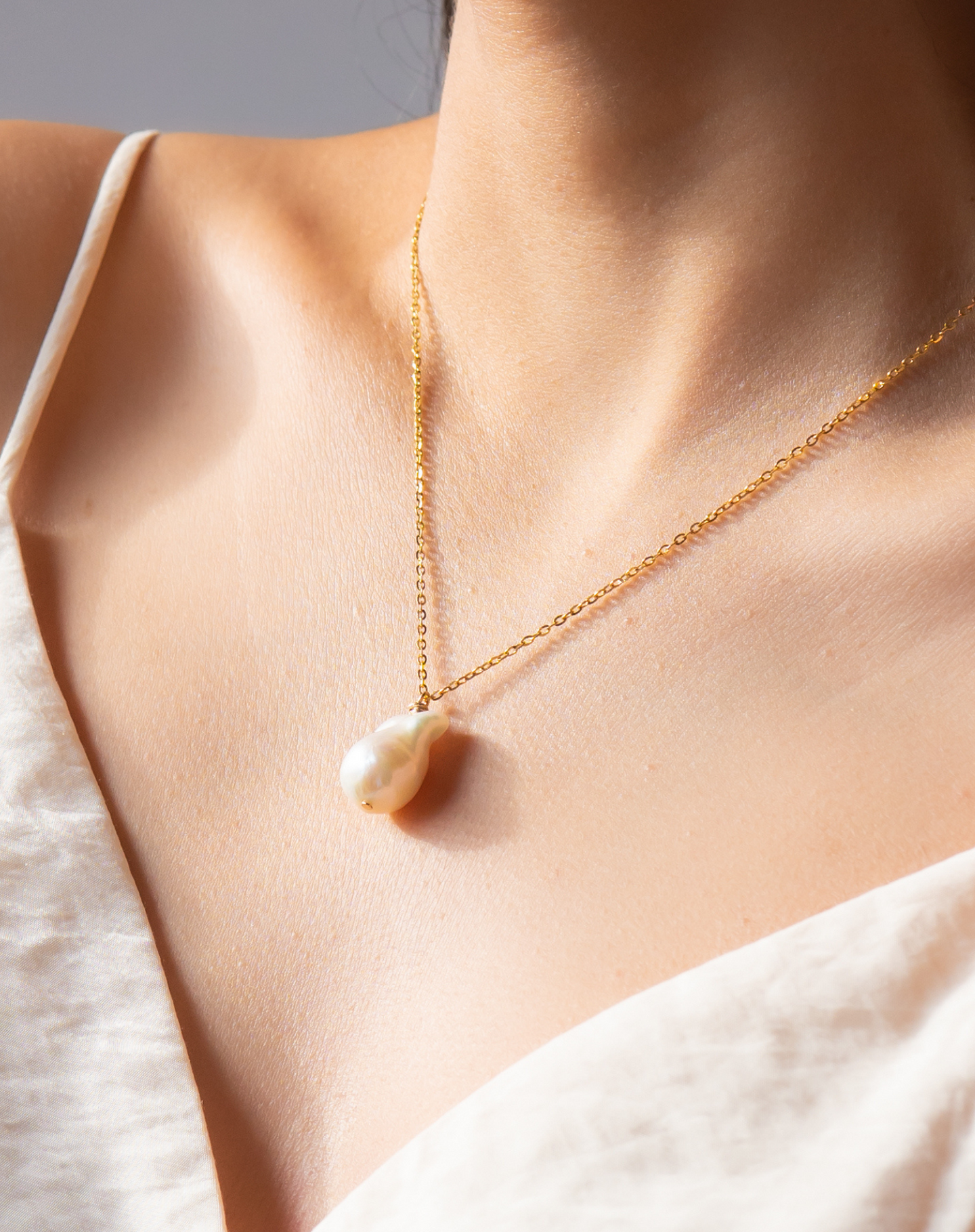 Fine pearl outlet necklace