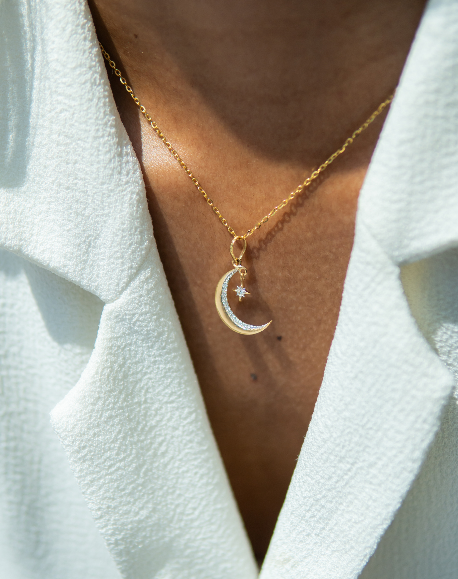 Large Half Moon Pendant Necklace / 925 Silver – ChintamaniAlchemi