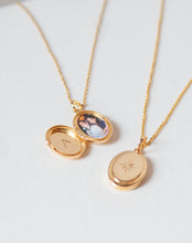 Load image into Gallery viewer, Golden Memories Locket - STAC Fine Jewellery