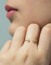 Load image into Gallery viewer, Twin Stars Gap Ring - STAC Fine Jewellery