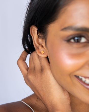 What does it mean when you pierce your right ear? - Quora