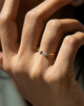 Load image into Gallery viewer, Twin Stars Gap Ring - STAC Fine Jewellery
