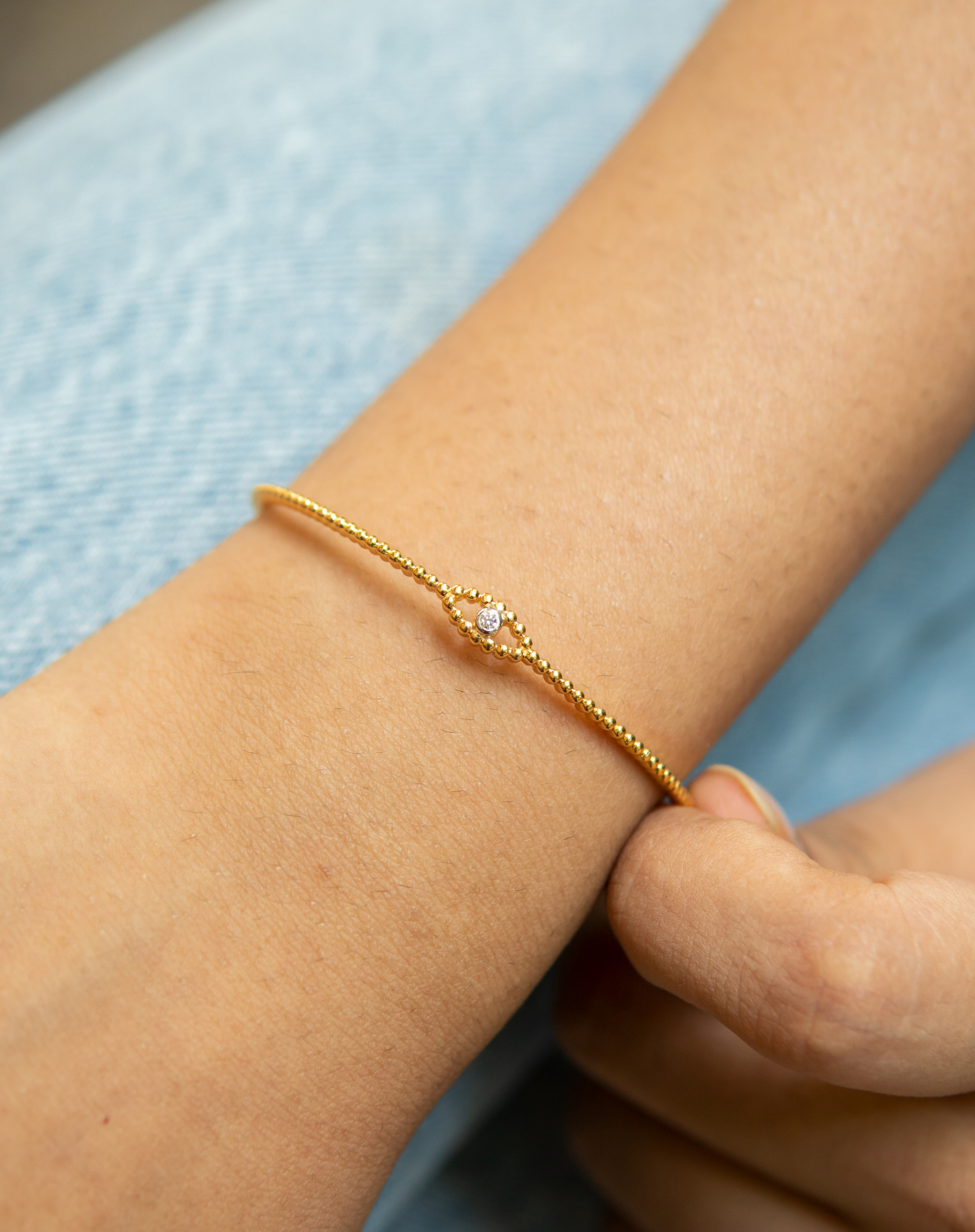 CARTIER Love Bracelet 18K Yellow Gold with 10 Diamonds