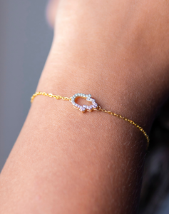 Hamsa Hand Diamond Bracelet - STAC Fine Jewellery
