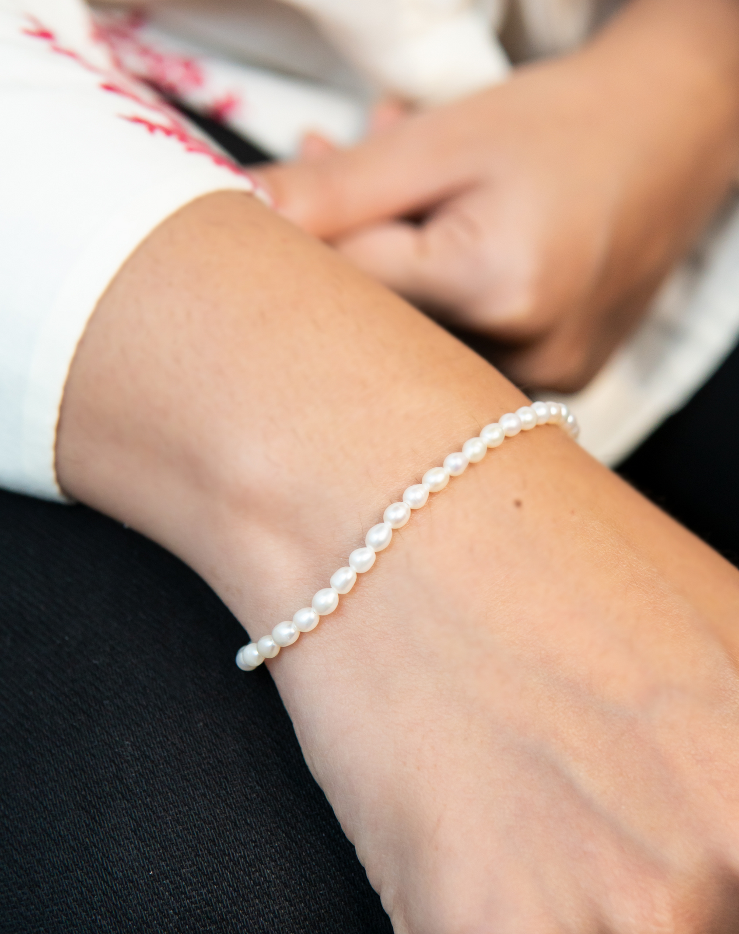 Buy quality 925 sterling silver pearl bracelet mga - brs0036 in Amreli
