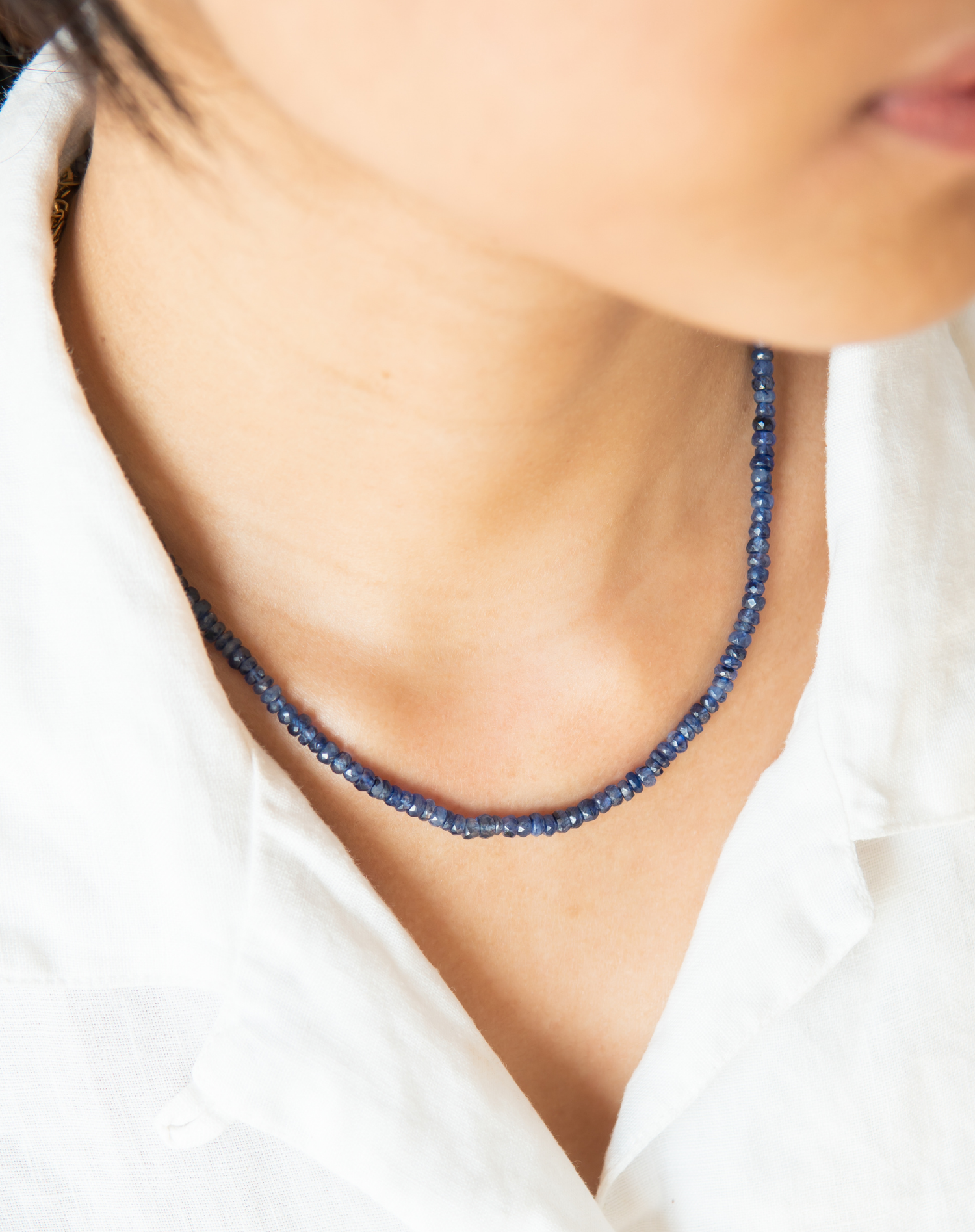 Blue sapphire and diamond necklace – Dira London