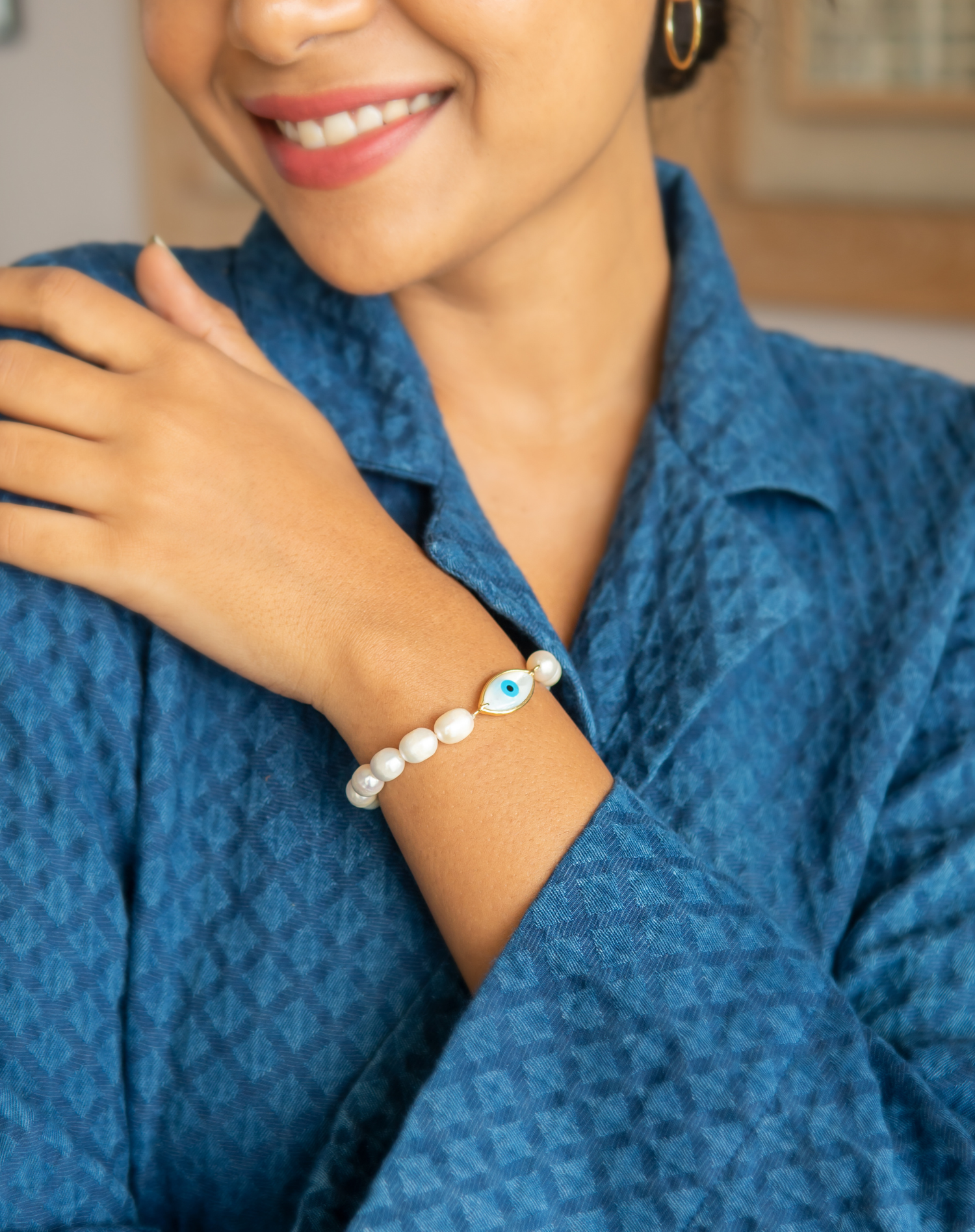 Freshwater Pearl Elastic Stretch Bracelet – Mangatrai Gems & Jewels Pvt Ltd