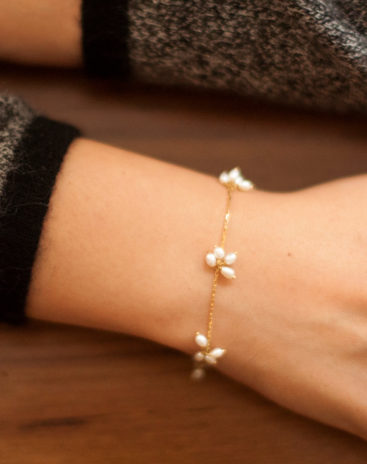 Dainty Pearl Clover Bracelet - Silver & Gold | Alexandra Marks Jewelry Silver