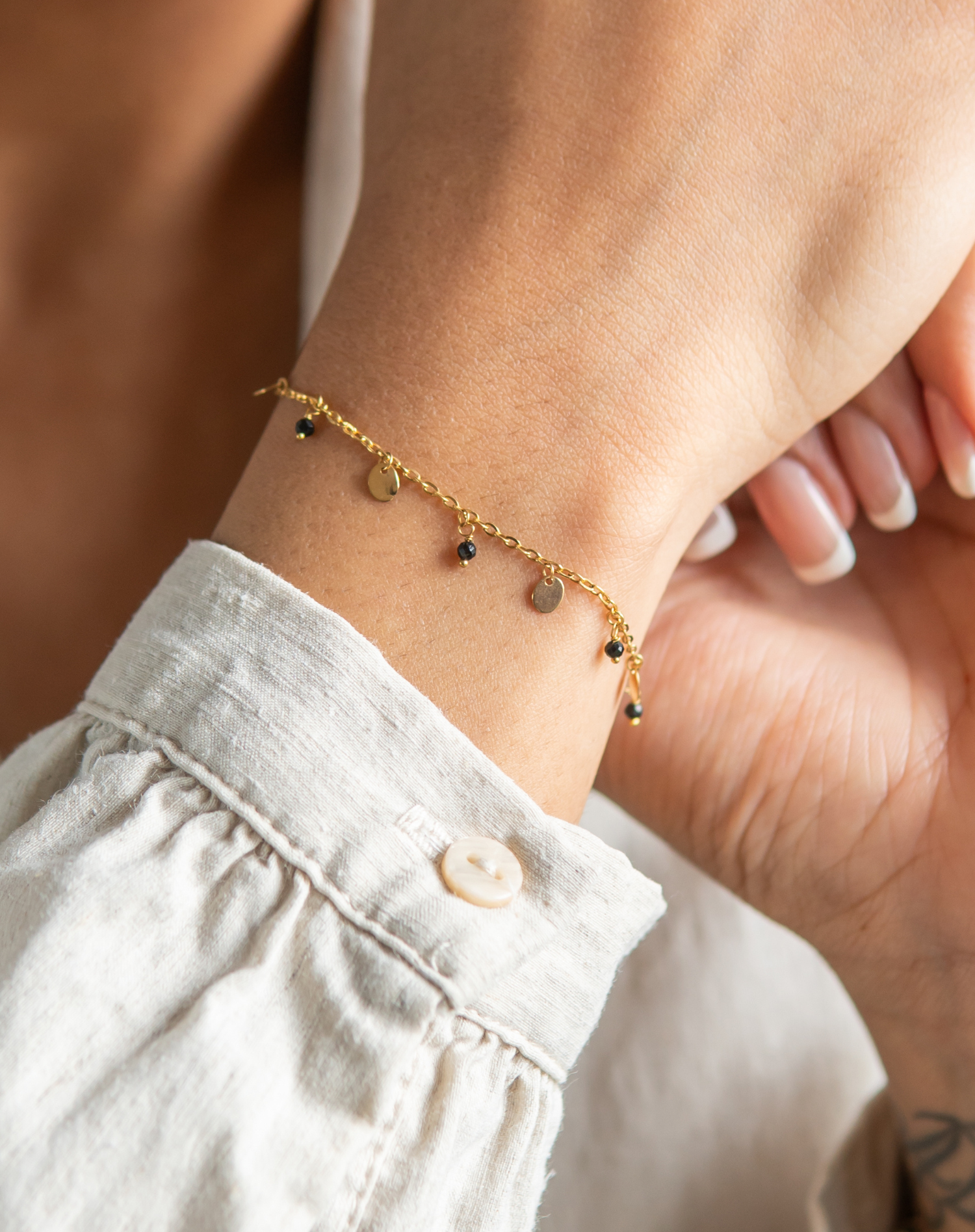 Mangalsutra shop bracelet gold