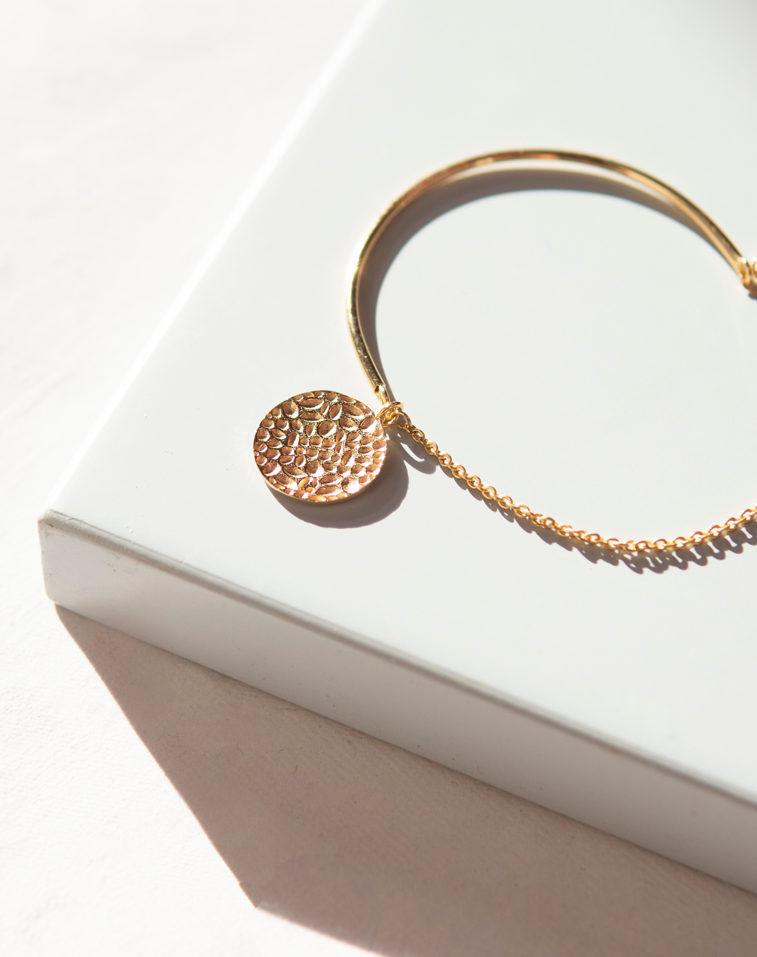 Gold-Plated Unique Designs Bracelet For Women – LeisFita.com